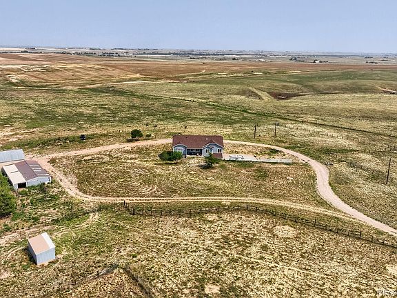 2nd image of 1080 S Dutch Valley Road