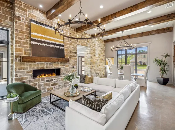 2623 Oak Aly, Tyler, TX 75703