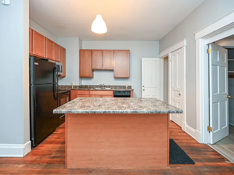 2342 Chickasaw St #3 — Photo 2