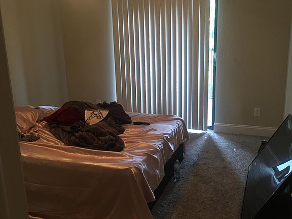 3rd image of 5810 Lakeside Dr