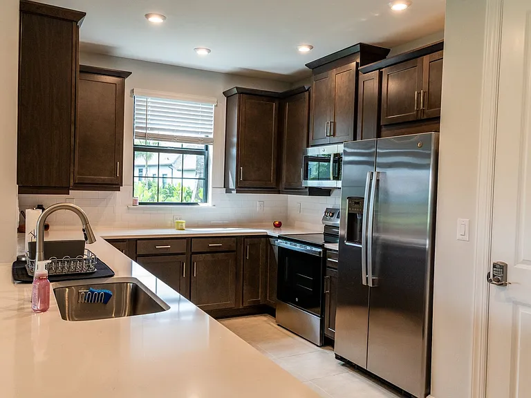 15335 Lucerna St #104 — Photo 21