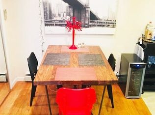 697 Grand St APT 3, Brooklyn, NY 11211