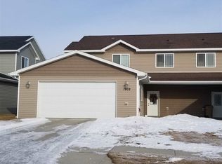 1902 23rd Ave NW, Minot, ND 58703