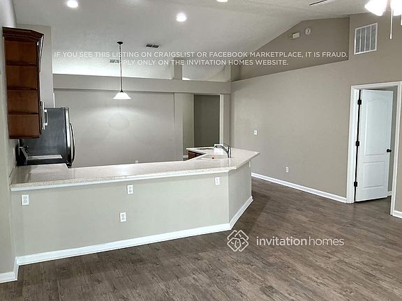 5th image of 10890 Birchard Ln