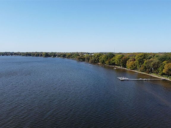 South View of the Shoreline