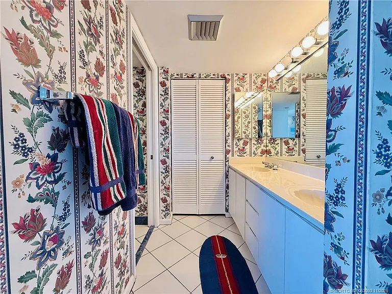 9500 S Ocean Dr #905 — Photo 60