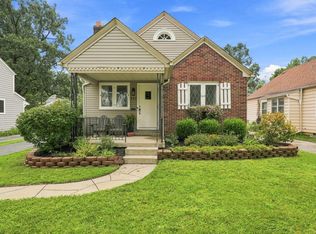 557 Fallis Rd, Columbus, OH 43214