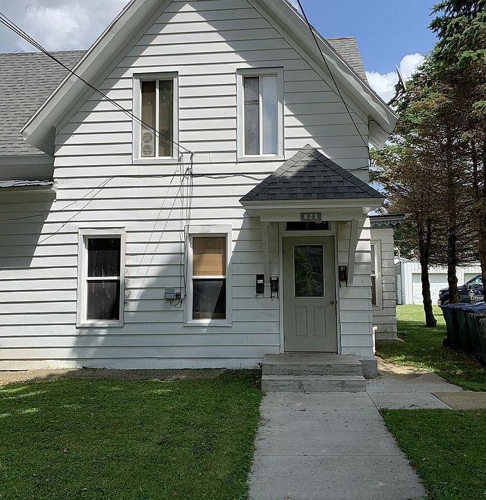 623 Woodside Avenue 2 Apartments Ripon, WI Zillow