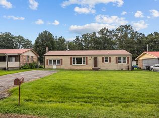 451 Carman Ave, New Johnsonville, TN 37134