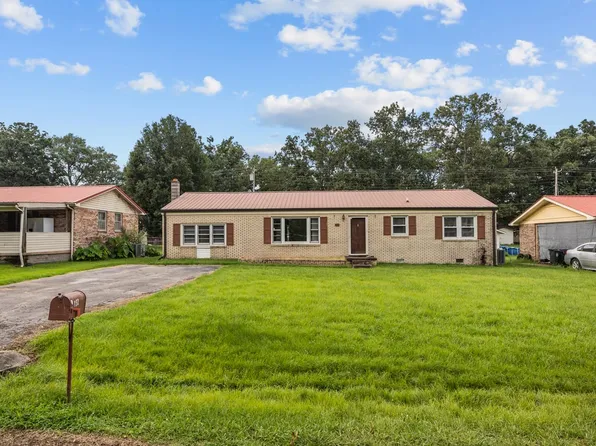451 Carman Ave, New Johnsonville, TN 37134