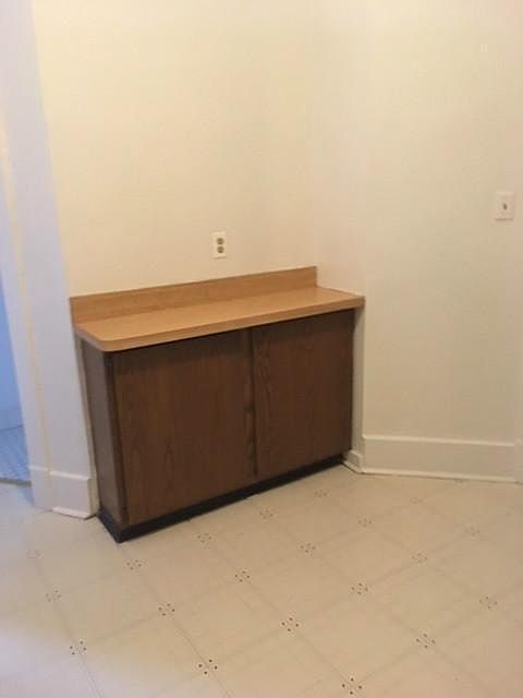 1st image of 428 W Belden Ave #4A