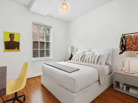 4th image of 180 Bainbridge St APT 112