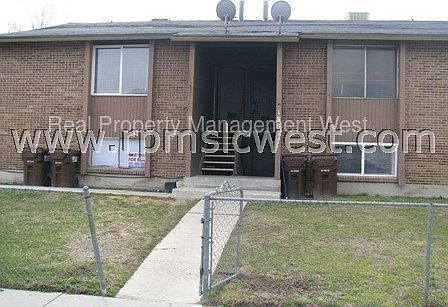 1st image of 1881 W Lake Park Dr