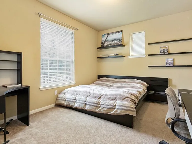 1442 River Forest Dr — Photo 32
