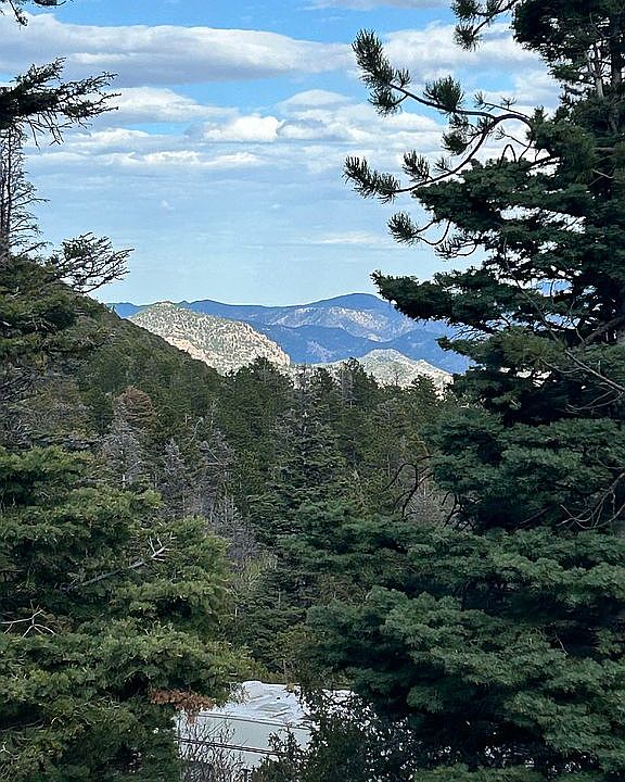 1st image of 53 Trail Dr
