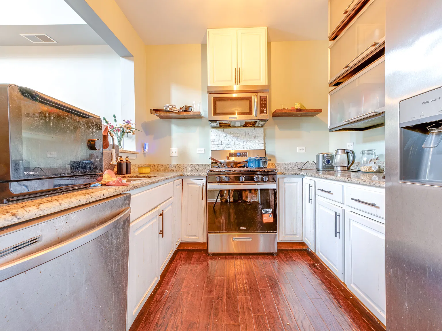 2260 Georgetown Cir — Photo 4