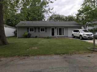 1107 Maplepark Dr, Champaign, IL 61821