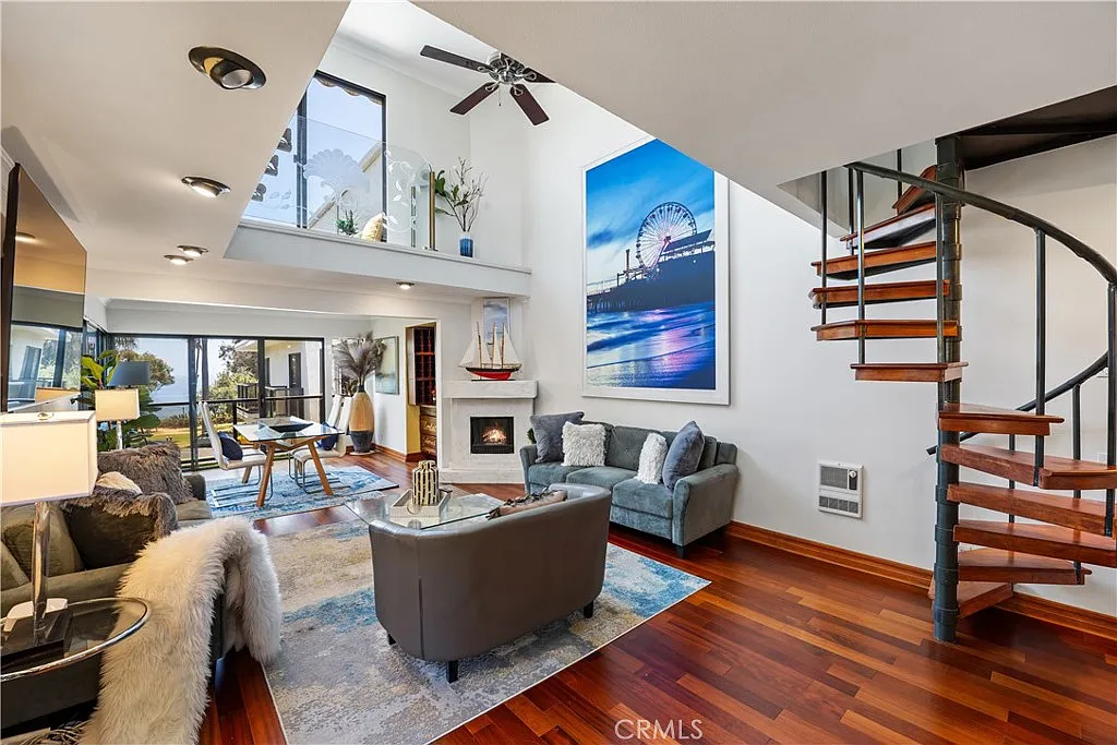 2 bed, 1477 sqft, $9,400 — Photo 3