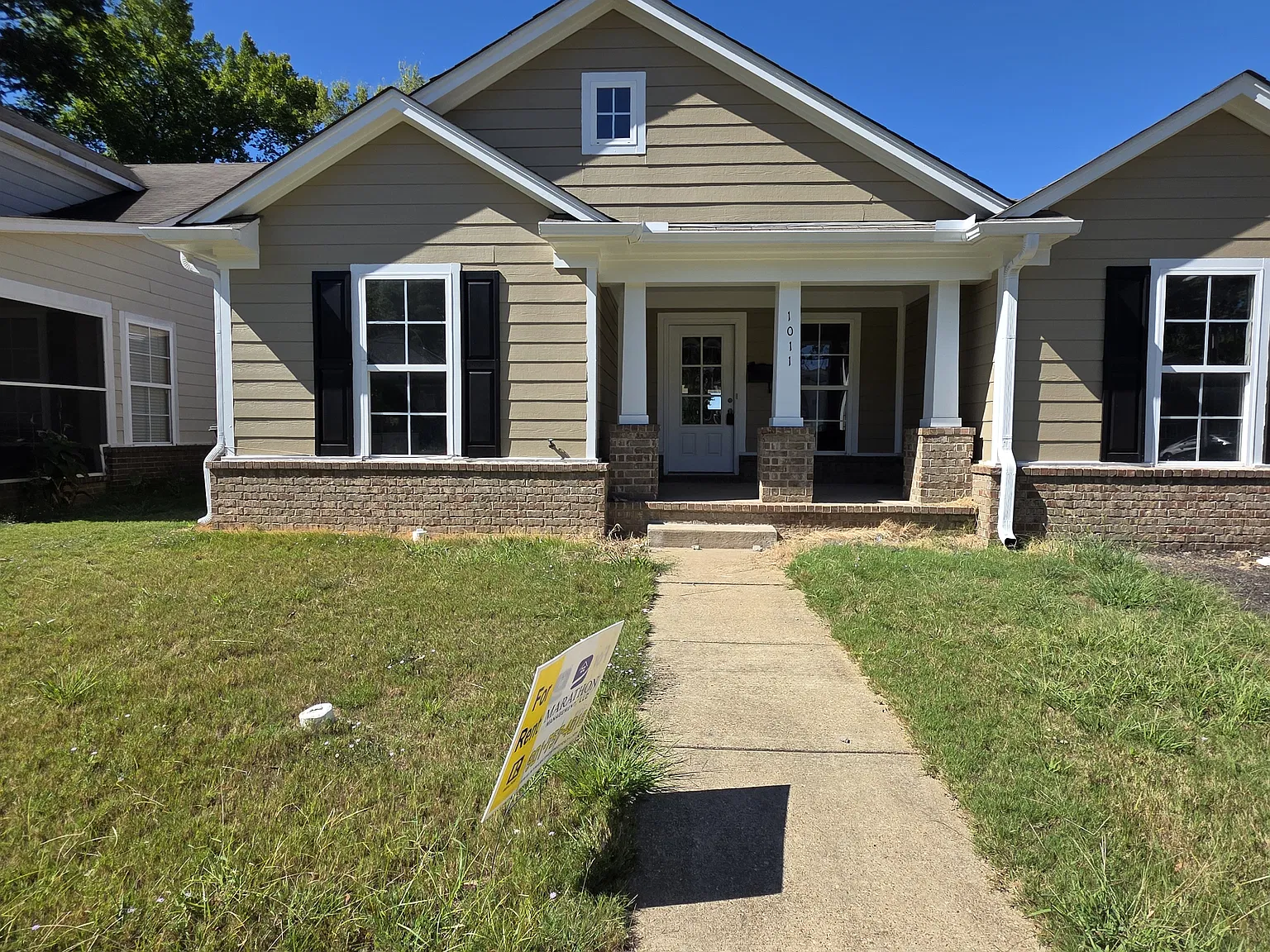 Beautiful 2-Bed, 2-Bath Home — Photo 1