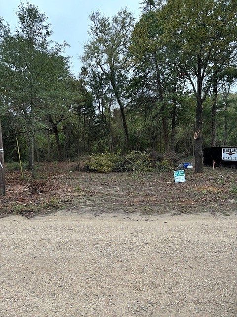 1st image of 9471 Pinewood Dr