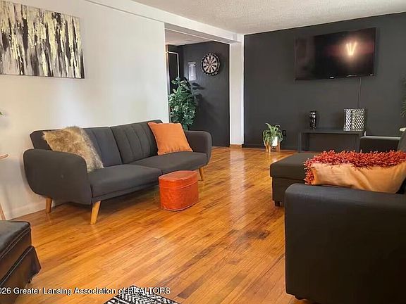2nd image of 736 Indian Trail Blvd