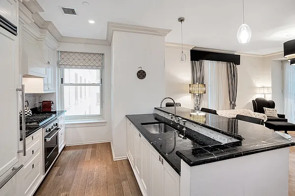 Rented by Compass | media 15