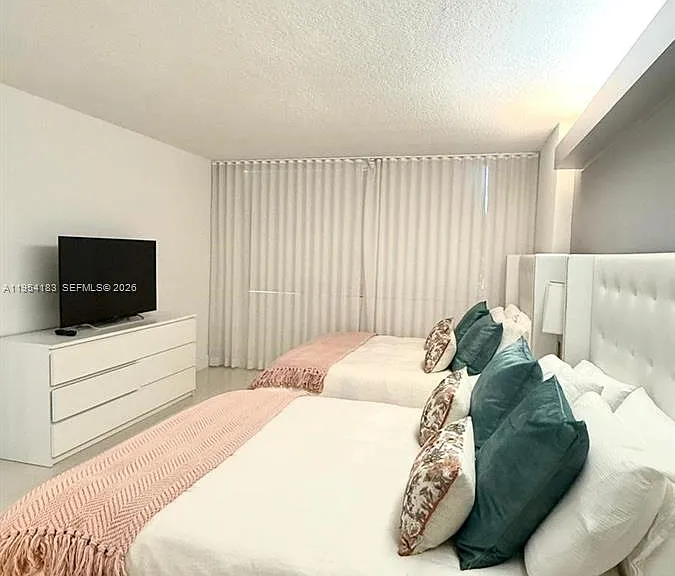 6917 Collins Ave #1206 — Photo 8