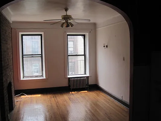 Rented by EA Kane RE Inc. | media 12