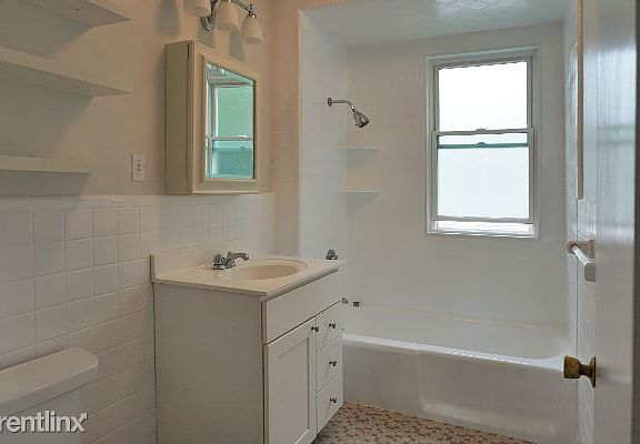 56-58 Oxford St. #58-2 Somerville Shared Unit Photo 9