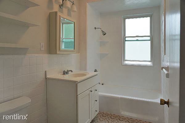 56-58 Oxford St. #58-2 Somerville Shared Unit Photo 9