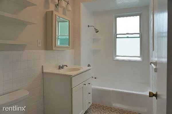 56-58 Oxford St. #58-2 Somerville Shared Unit Photo 9