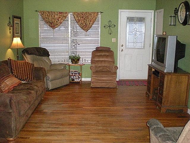 2nd image of 601 S College St