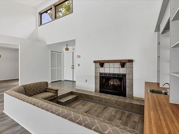 4th image of 8216 Cypress Lake Dr