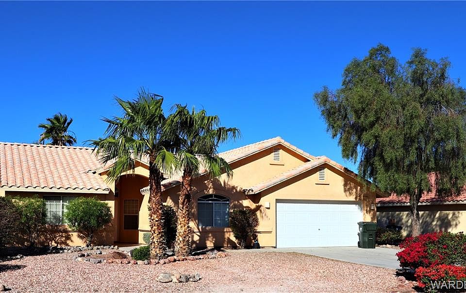1st image of 4033 S Nicholas Dr