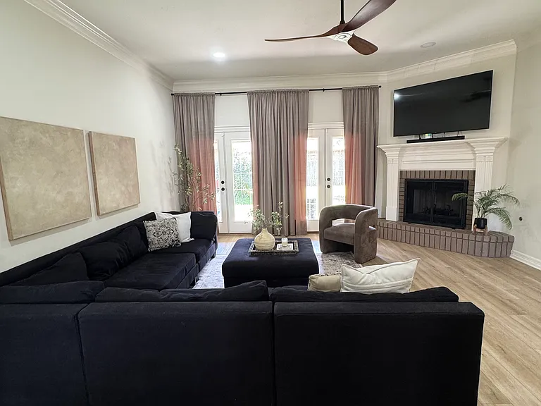 4116 Bedford Dr — Photo 3