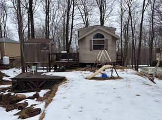 R3-120 Tennis Ter #R3-120, Gouldsboro, PA 18424