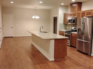 28685 SW Geneva Loop, Wilsonville, OR 97070