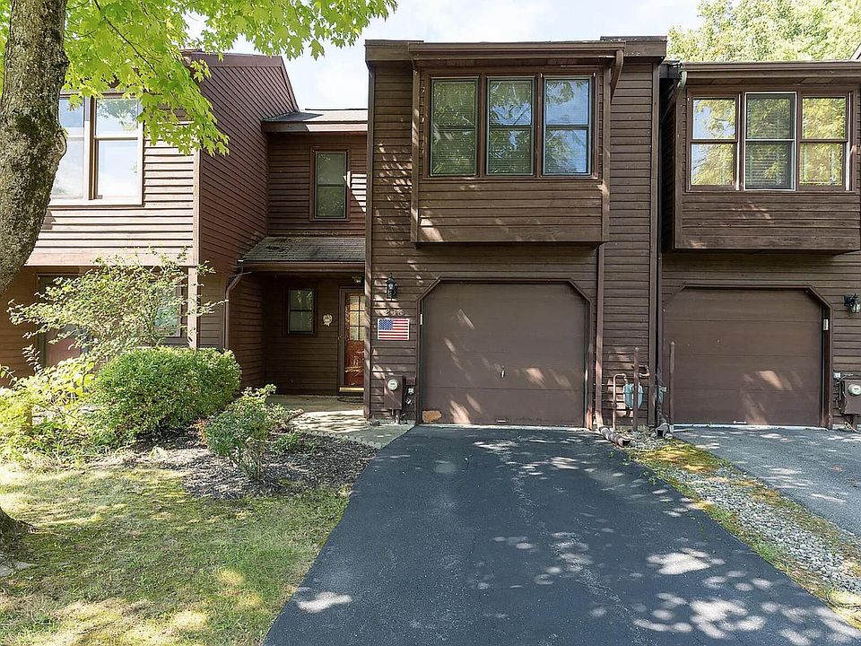 1st image of 238 Woodscape Dr