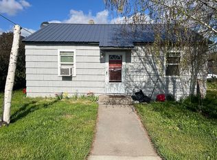 110 N Main St, Washtucna, WA 99371