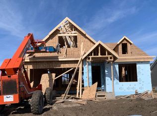 4271 Village Grn, Freeland, MI 48623