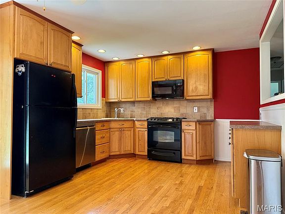 5th image of 1489 Brenthaven Ln
