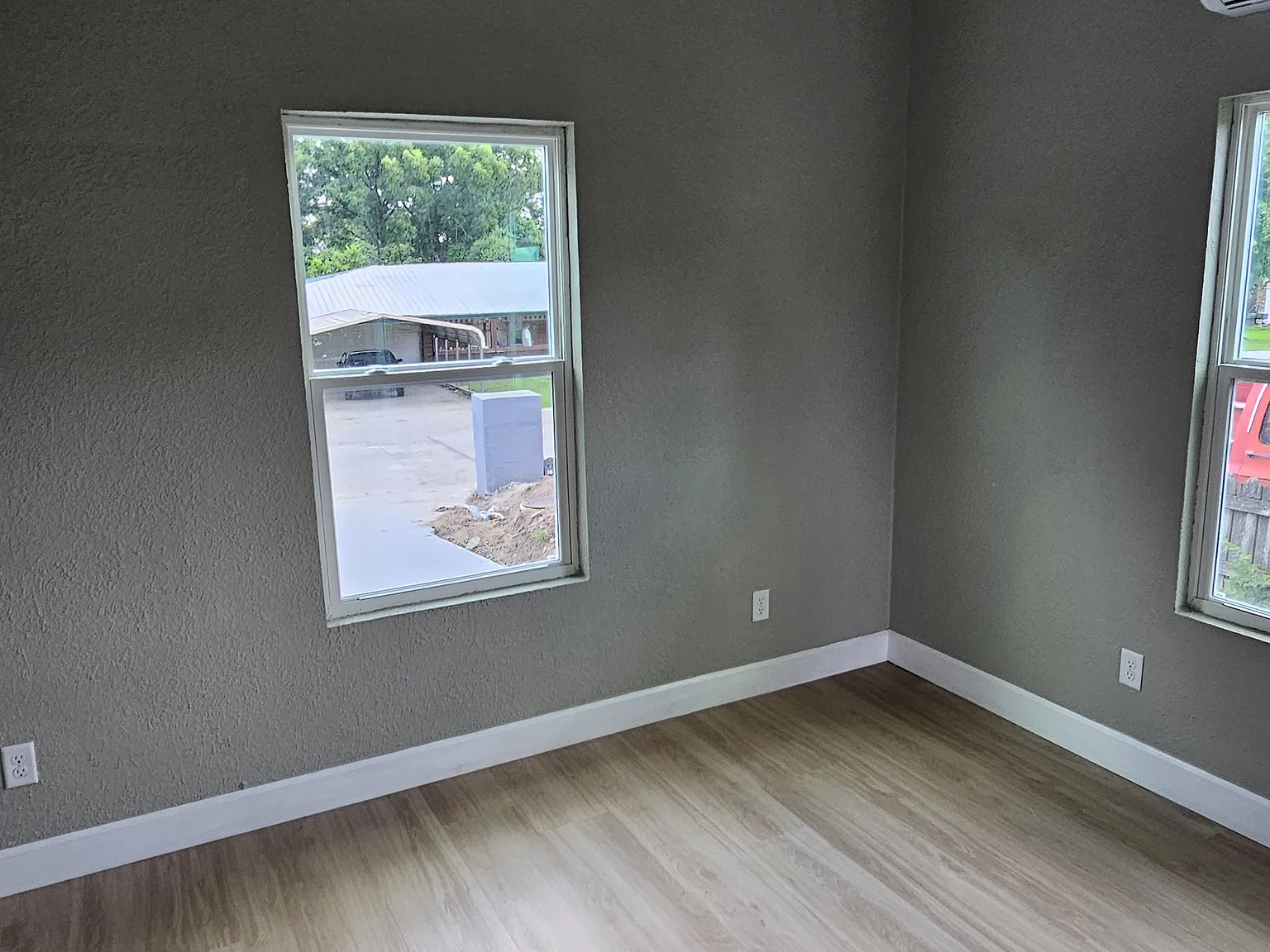 3 bed, $1,250 — Photo 3