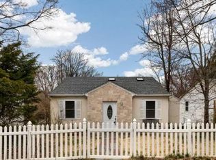 121 E Deer Park Dr, Gaithersburg, MD
