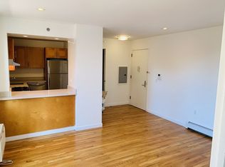 2544 Crescent St APT 4B, Astoria, NY 11102