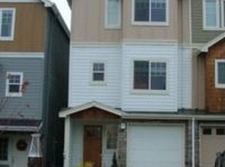 2537 NW 3rd Ter, Gresham, OR 97030