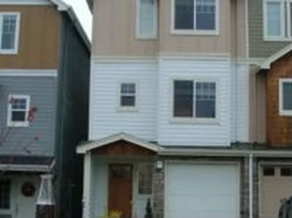 2537 NW 3rd Ter, Gresham, OR 97030