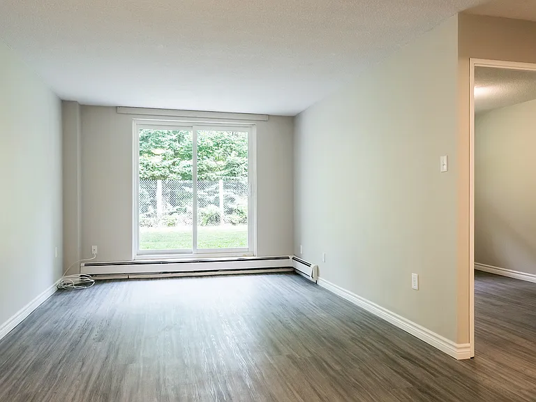 352 B Dacey Rd — Photo 7