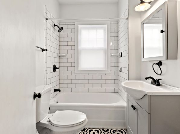 lexington-kentucky-77559438 picture