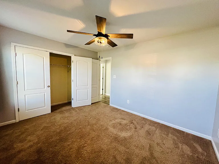 641 Hogart St — Photo 10