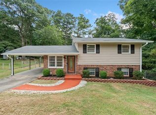 6280 Castlewood Dr, Morrow, GA 30260